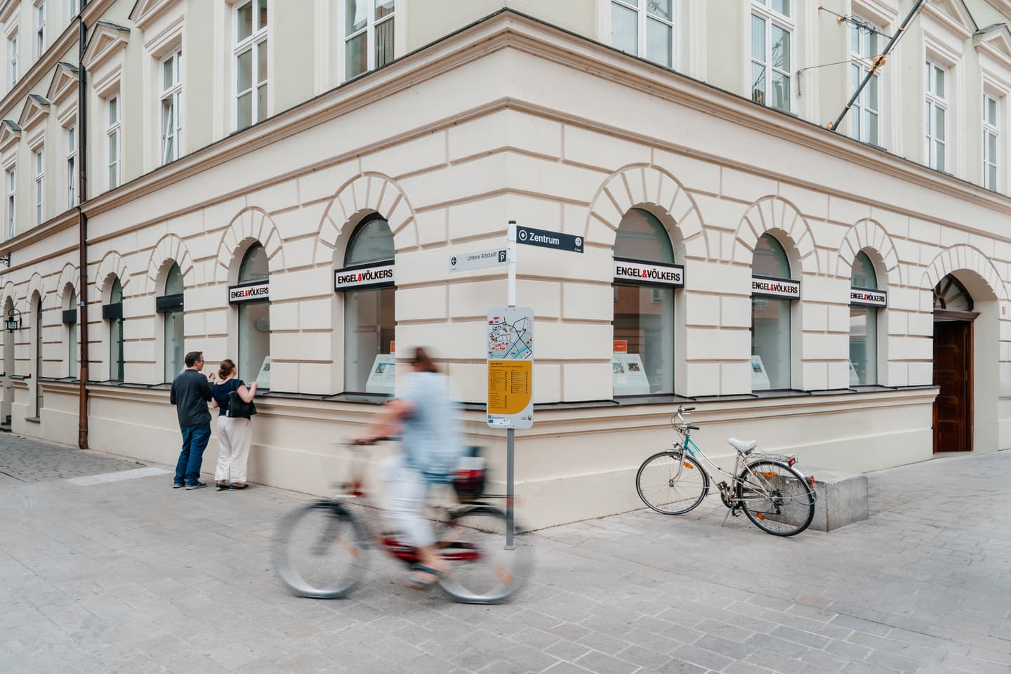 engel & völkers shop image