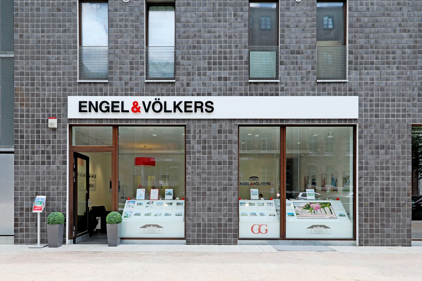 engel & völkers shop image