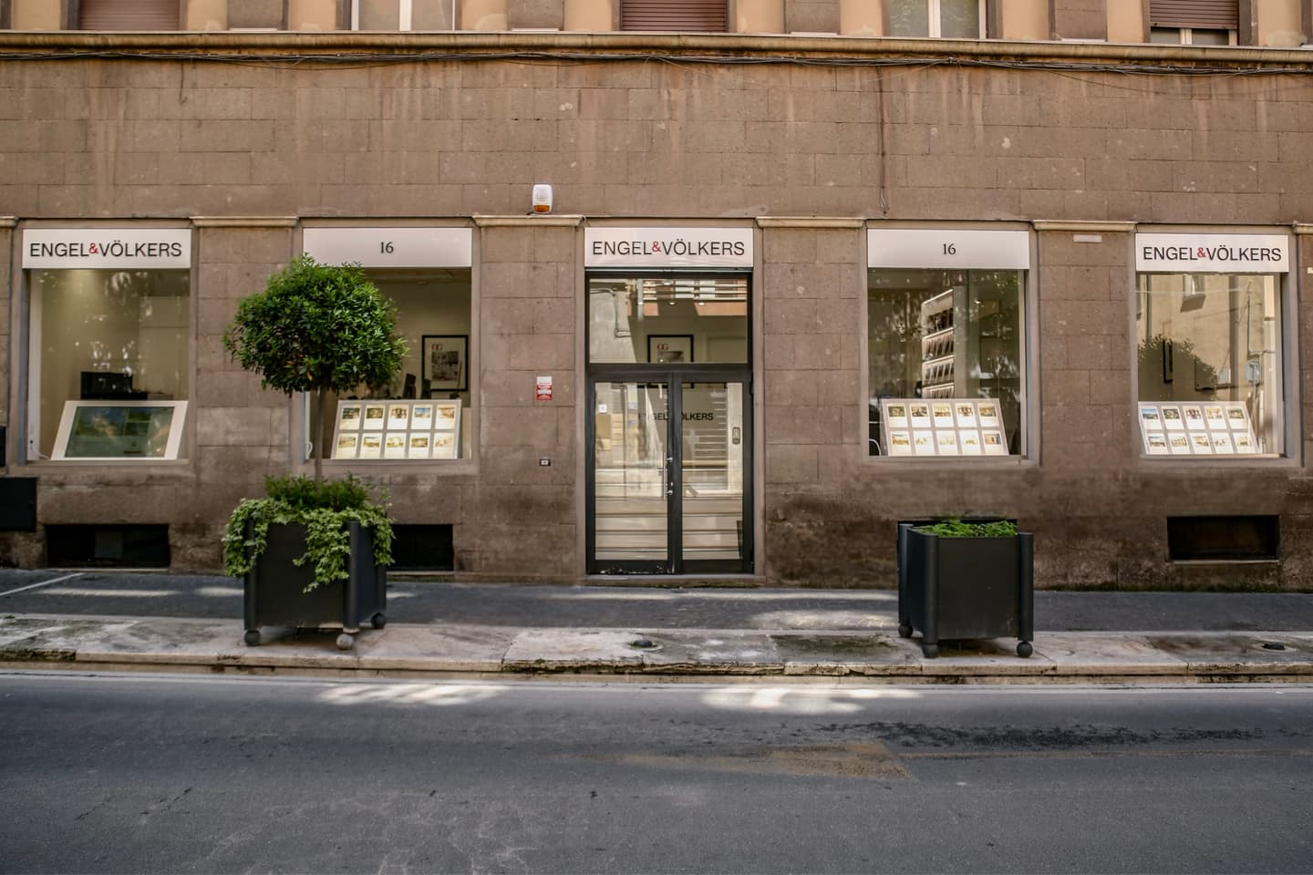 engel & völkers shop image